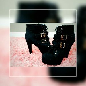 Ankle boots